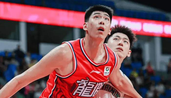 龙珠直播足球-10投狂砍20分9板！这才是CBA顶级大中锋，杜锋将他交易追悔莫及？|辽宁男篮|男篮|广州男篮|威金顿|徐昕_新浪体育_新浪新闻